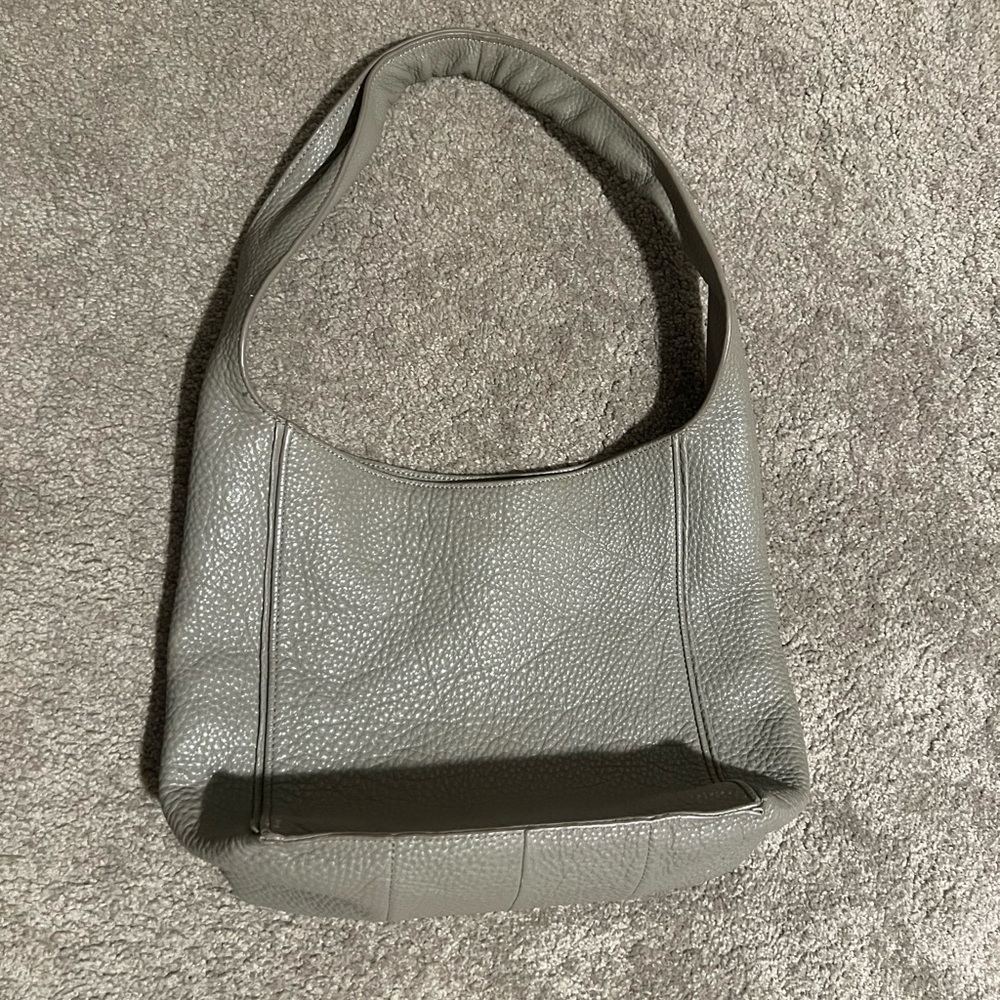 Aritzia Auxiliary Silo hobo bag- pebble grey
